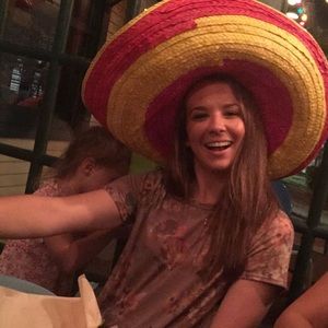 Meet your Posher, Kelsey